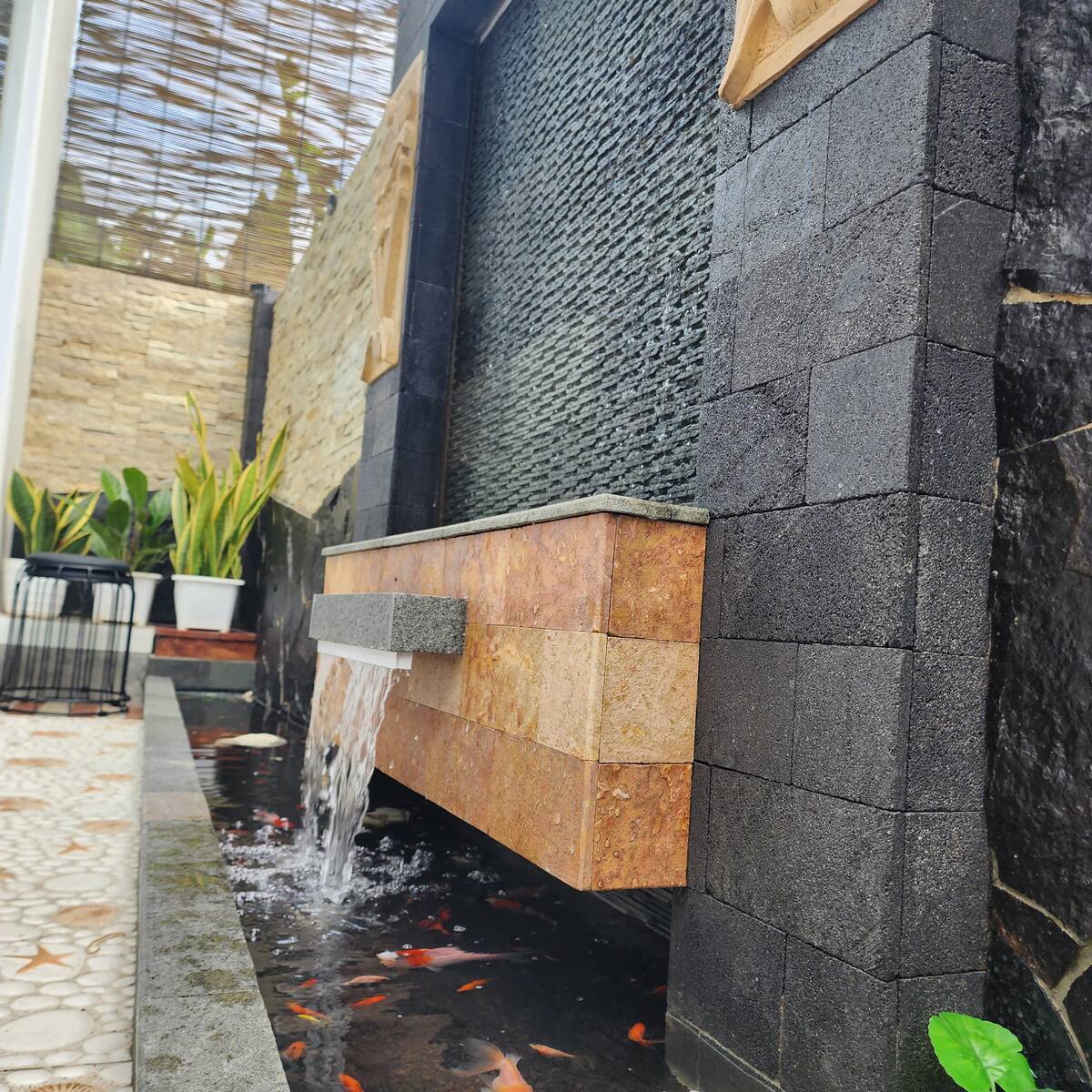 Proyek Taman Air Terjun